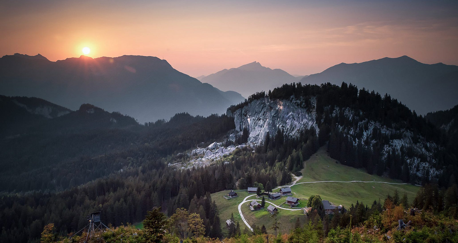 Imagebild für Hütteneckalm und Zwerchwand von oben