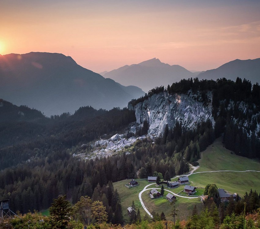 Kleines Imagebild für Hütteneckalm und Zwerchwand von oben
